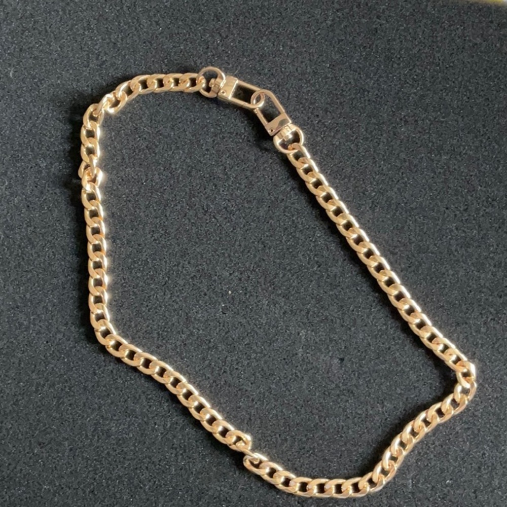 Unbranded Chain 23”